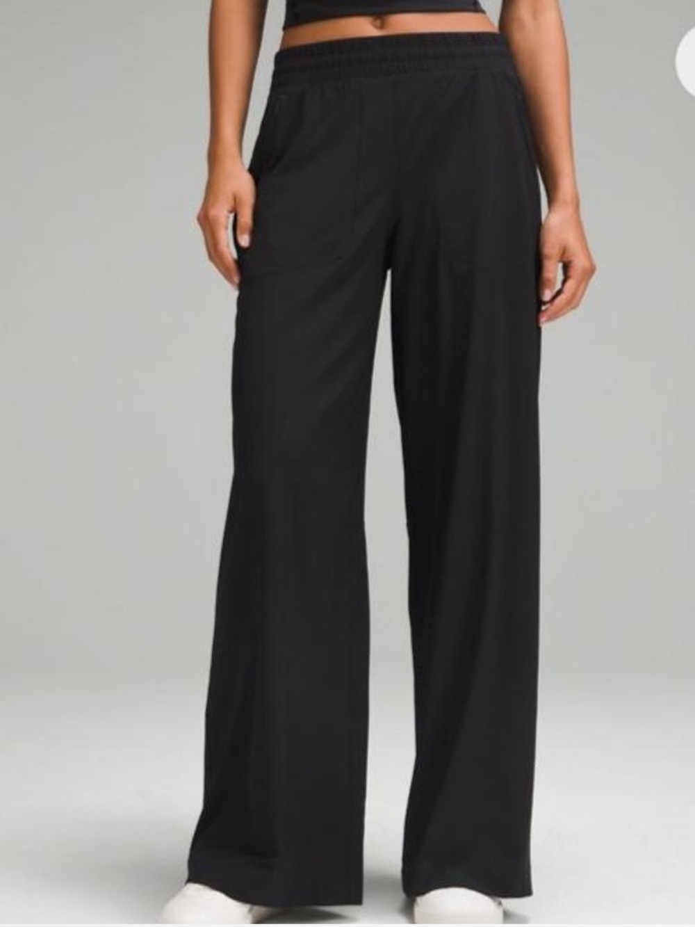 Lulu Lemon Swift Mid-Rise Wide-Leg Pants